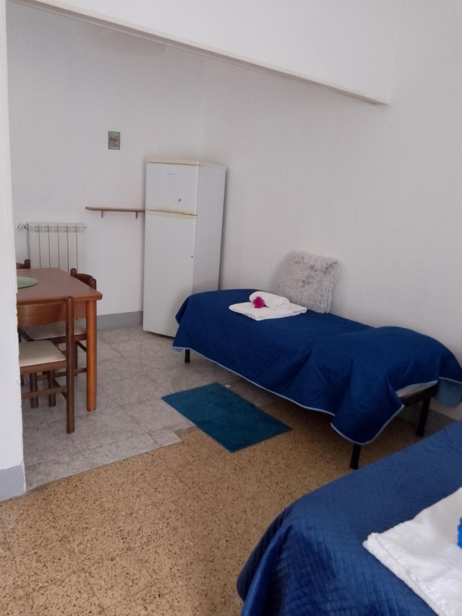 Casa Vacanze Emiliana รากูซา ภายนอก รูปภาพ