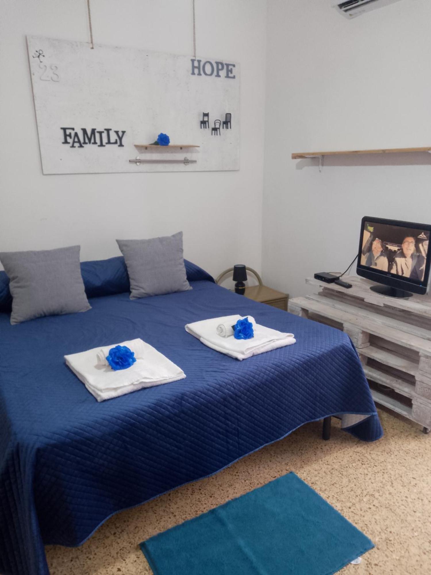 Casa Vacanze Emiliana รากูซา ภายนอก รูปภาพ